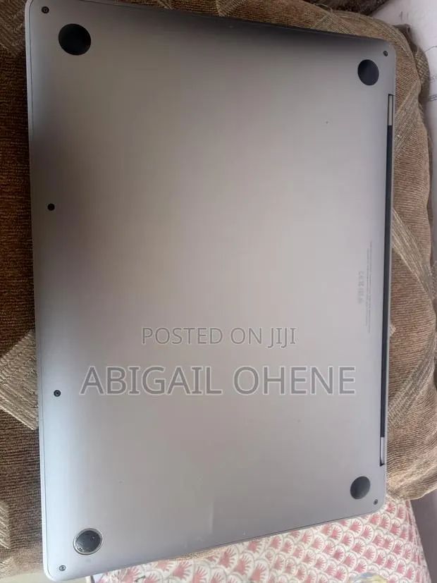 Laptop Apple MacBook Pro 2017 8GB Intel Core i5 HDD+SSD 500GB · Photo 1