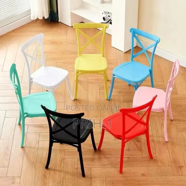 Kids Chivarie Party and Event Chairs · Photo 1