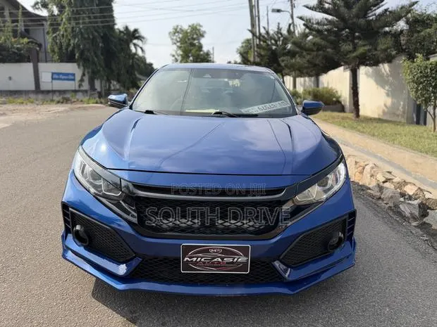 Honda Civic Sport Hatchback 2019 Blue · Photo 1