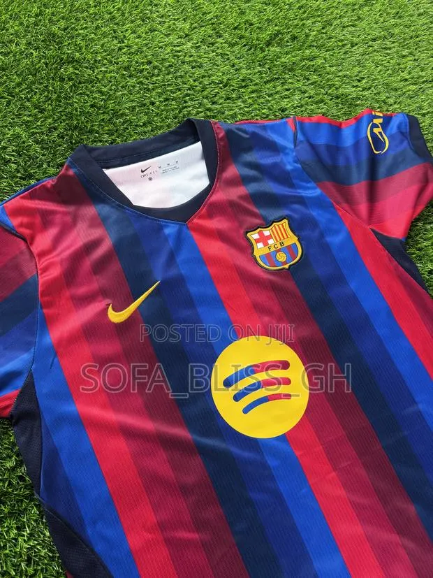 Barcelona 26/27 Home Jersey · Photo 1