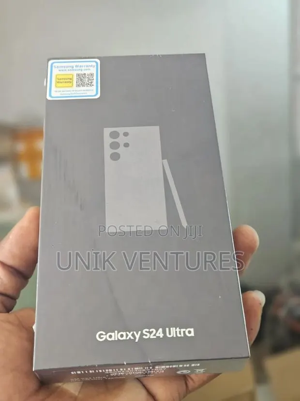 New Samsung Galaxy S24 Ultra 256 GB Black · Photo 1