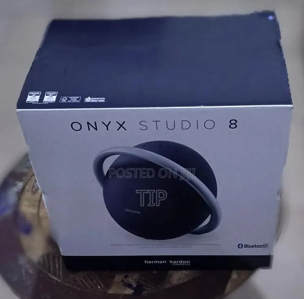 Brand New Onyx Studio 8 · Photo 1