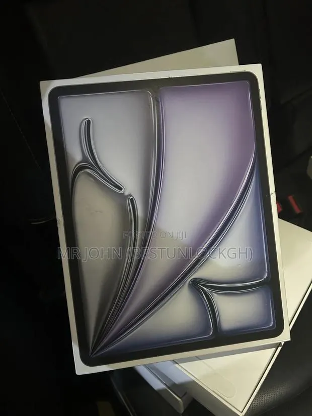 New Apple iPad Air 13 (2025) 128 GB Gray · Photo 1