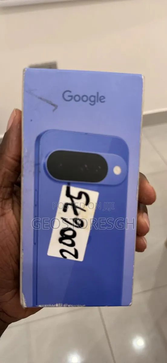 New Google Pixel 10 128 GB Blue · Photo 1