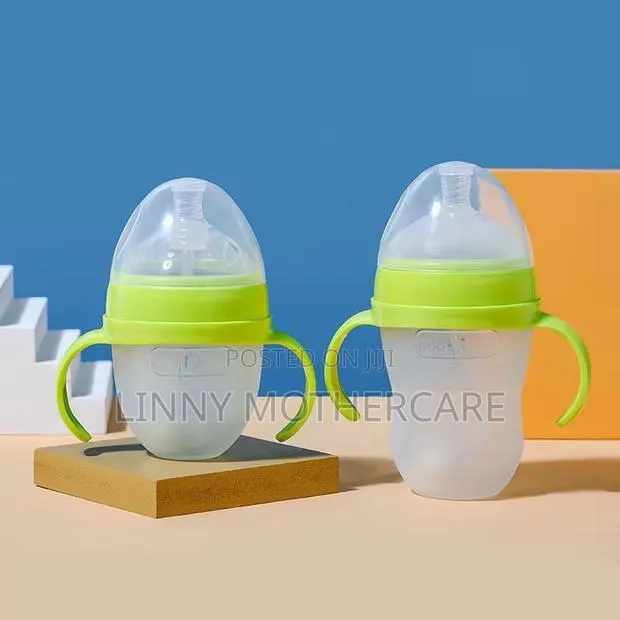 BPA-Free Silicone Feeding Bottle · Photo 1