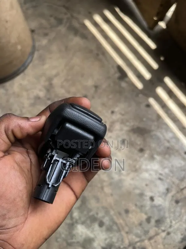 RAV 4 2022 Gear Knob · Photo 1