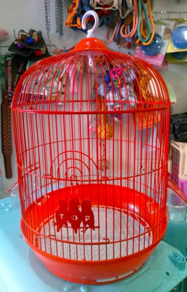 Red Round Parrot Cages · Photo 1