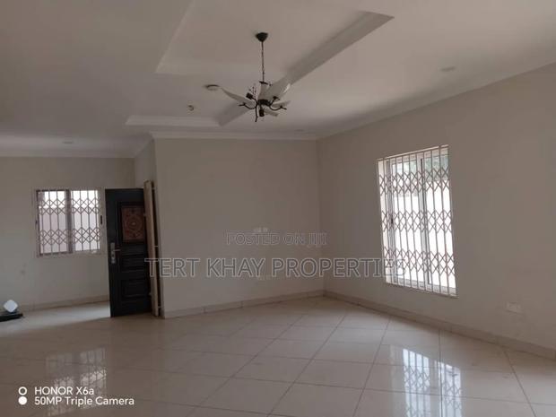 4bdrm House in Lashibi for sale · Photo 2