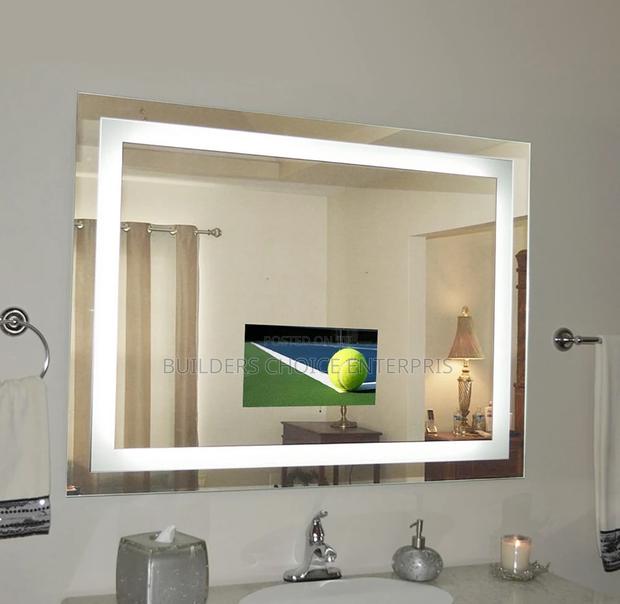 Wall Mounted Led Mirror · Photo 1
