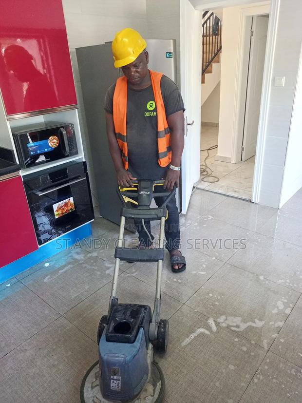 Home Cleaning Services · Photo 1