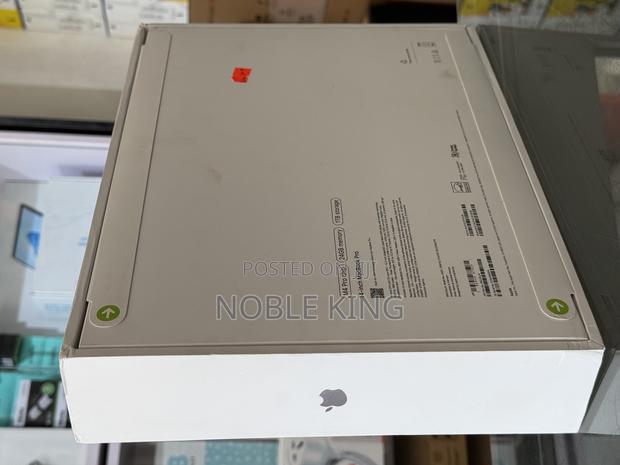 New Laptop Apple MacBook Pro 2024 M4 14-Inch 24GB Apple M4 Pro SSD 1T · Photo 1