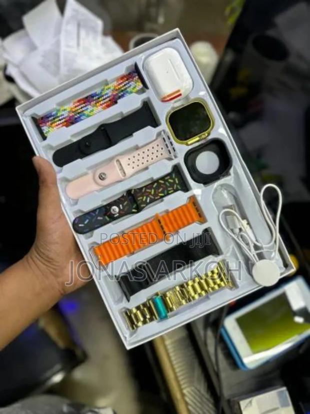 Phone Watch Latest Smartwatch and Earpods · Photo 2
