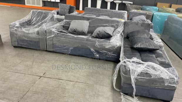L Shape Sofa With Single · Photo 3
