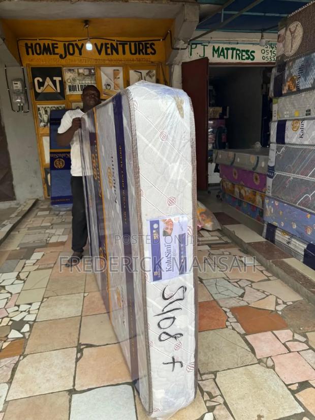 8inches Super High Density Mattress for Sale · Photo 1