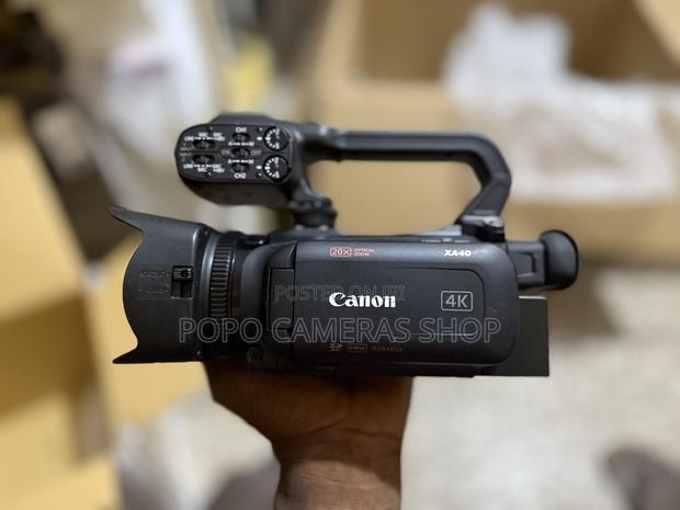 Canon Xa40 Camcorder · Photo 1