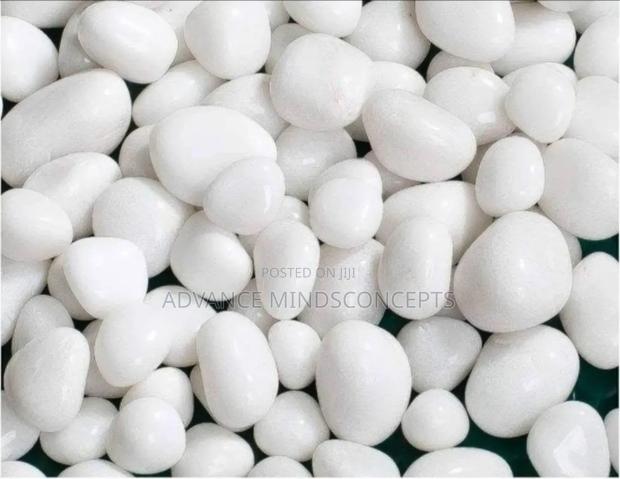 White Pebble Stone · Photo 4