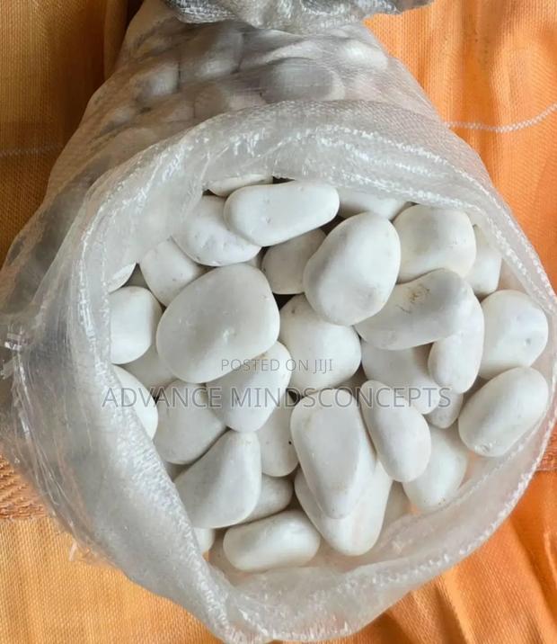 White Pebble Stone · Photo 2