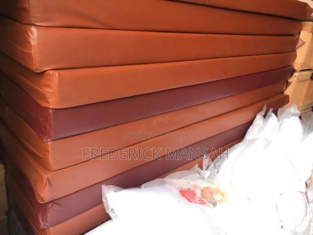 Standard Student Mattress for Sale · Photo 1