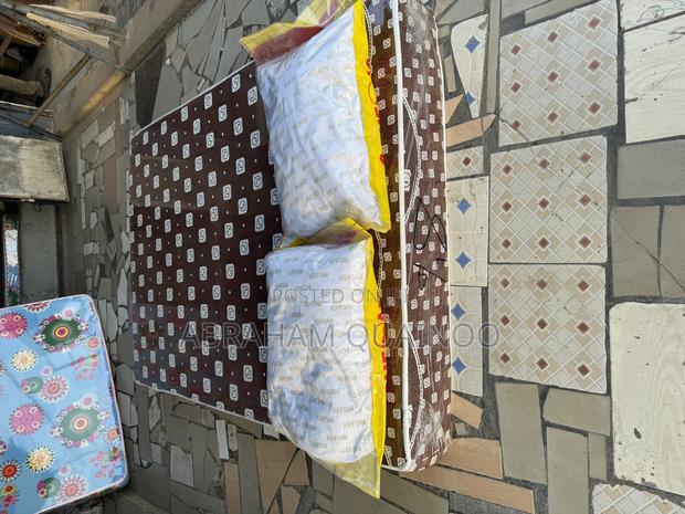 Double Standards Mattress for Sale · Photo 1