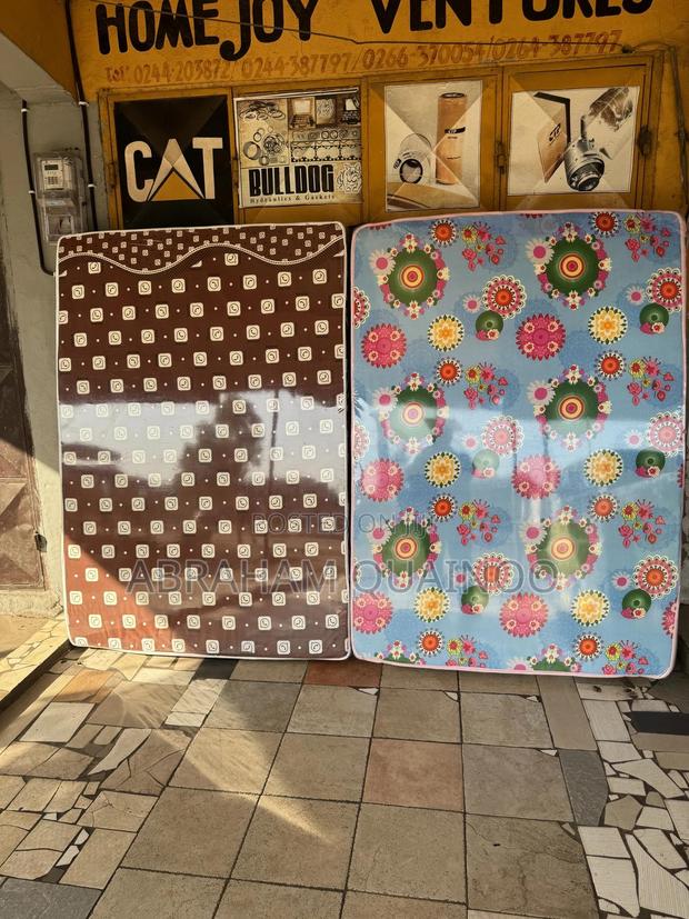 Double Standards Mattress for Sale · Photo 1