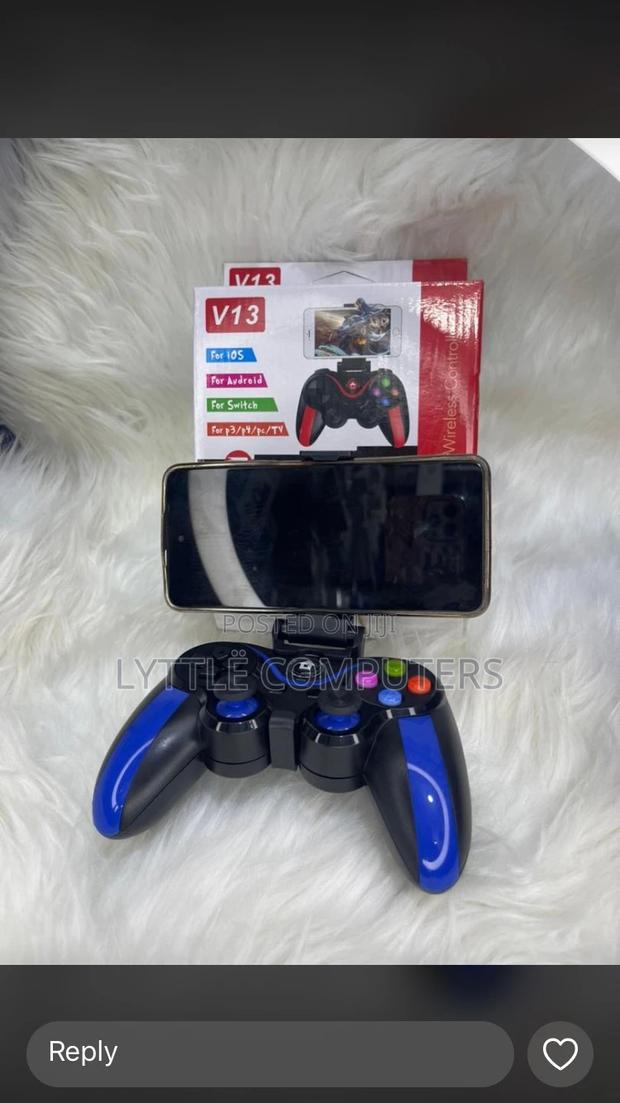 V13 Phone Controller · Photo 3
