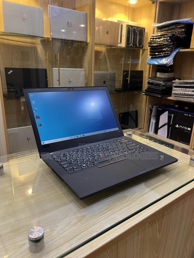 New Laptop Lenovo ThinkPad A485 8GB AMD Ryzen 5 SSD 256GB · Photo 2