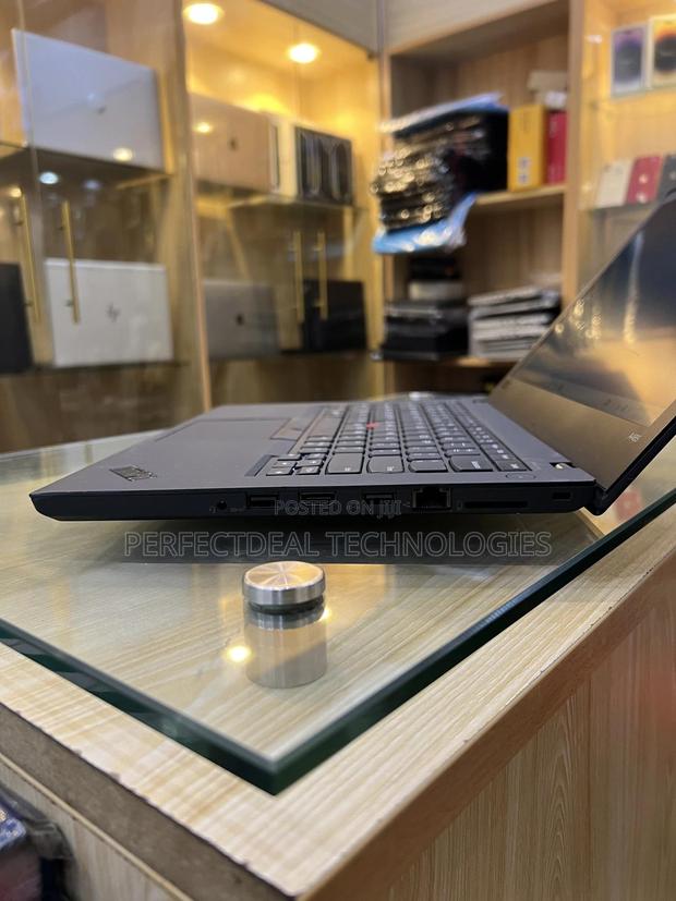 New Laptop Lenovo ThinkPad A485 8GB AMD Ryzen 5 SSD 256GB · Photo 8