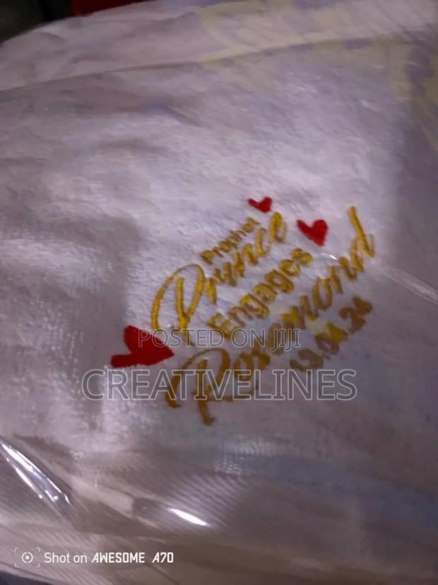 Twel Embroidery · Photo 1