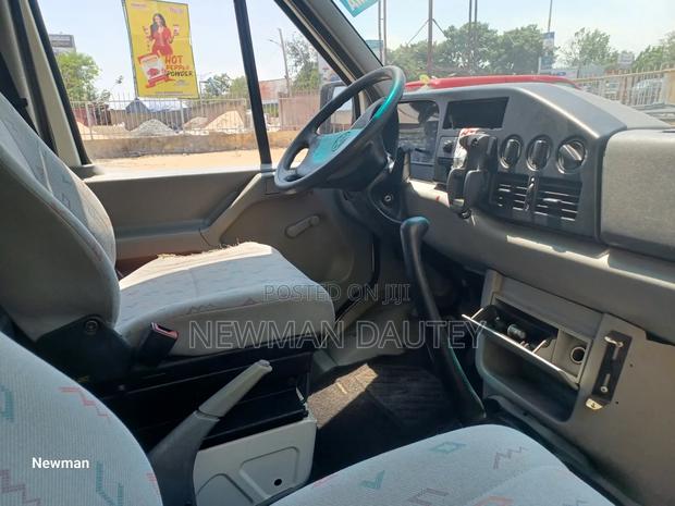 Volkswagen LT 2002 White · Photo 4