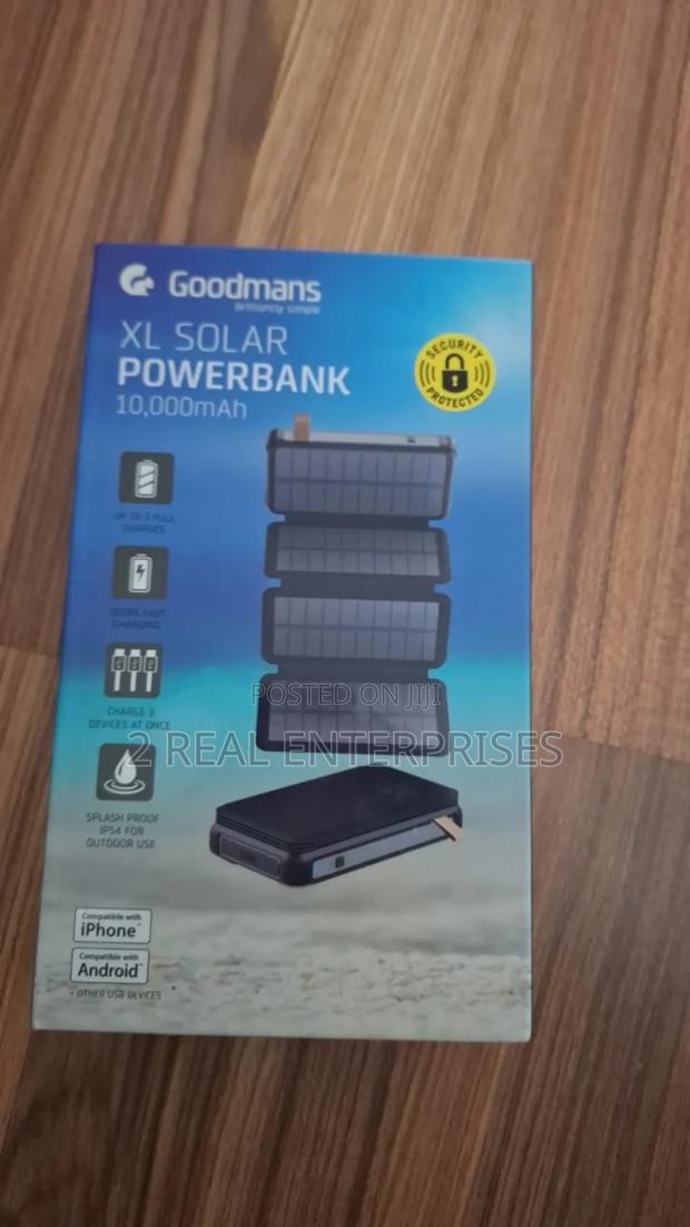 Goodmans Xl Solar Power Bank With Torch Light 10,000mah · Photo 1