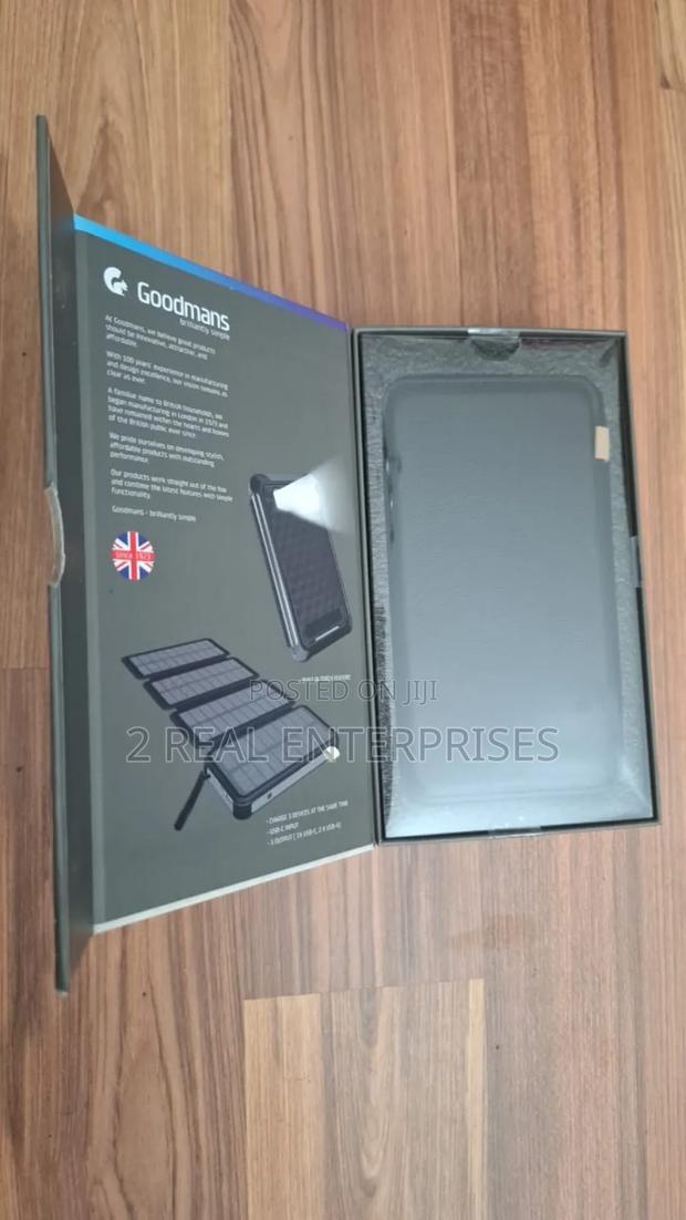 Goodmans Xl Solar Power Bank With Torch Light 10,000mah · Photo 2