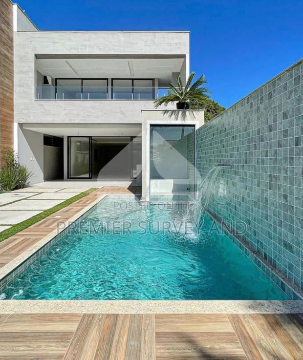 Swimming Pool Construction · Photo 2