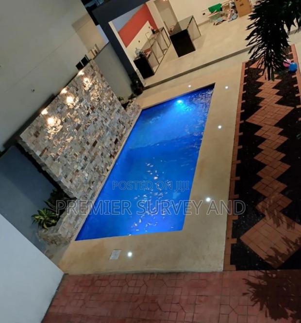 Swimming Pool Construction · Photo 3