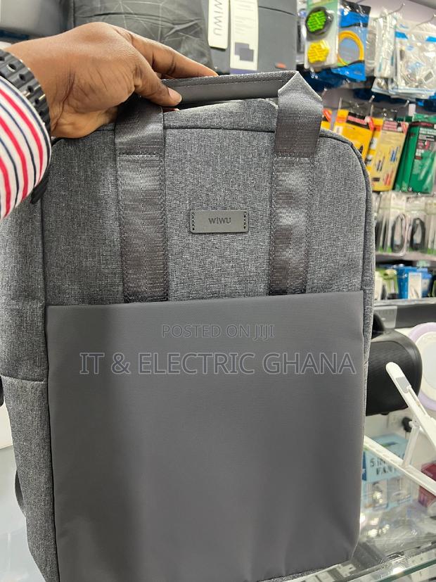 Laptop Bag · Photo 3