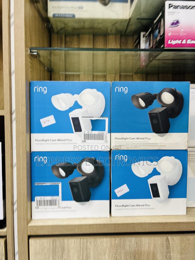 Newley Sealed Ring Floodlights Cam Wired Plus · Photo 1