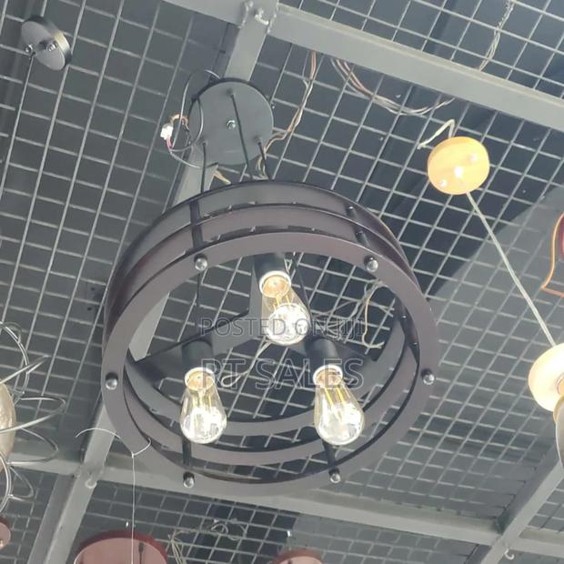 Wooden Round Dropping Ceiling Pendant Light · Photo 1