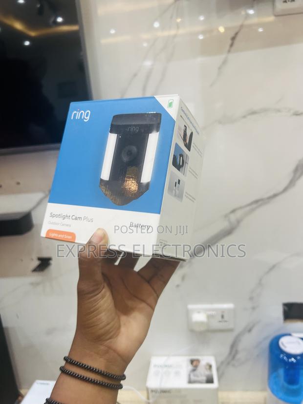 Long Lasting Effects Ring Spotlight Cam Pro Battery · Photo 1