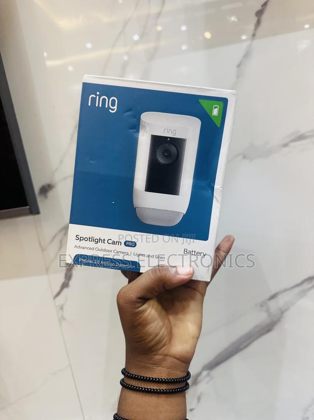 Pro Cam Spotlight Ring White Color · Photo 1