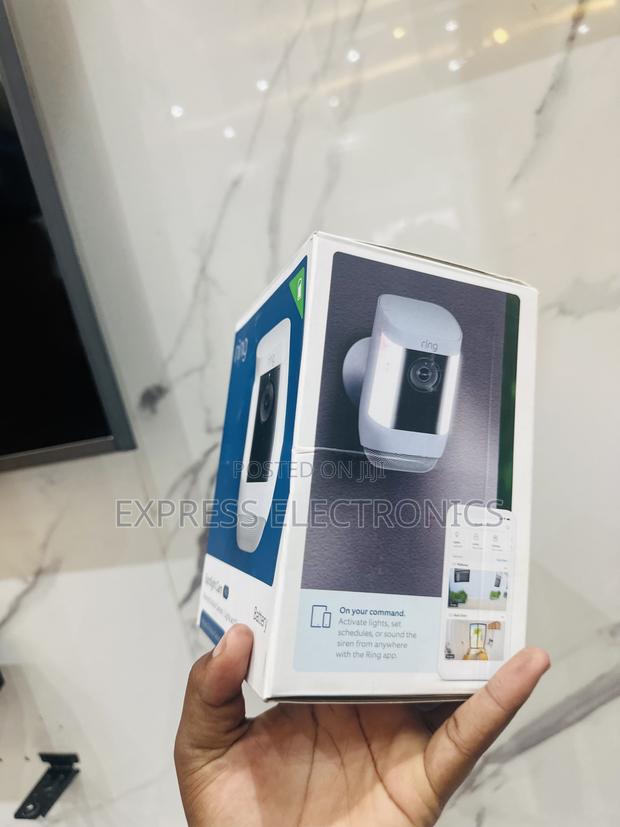 Zeal New Sleek White Pro Cam Spotlight Battery · Photo 1
