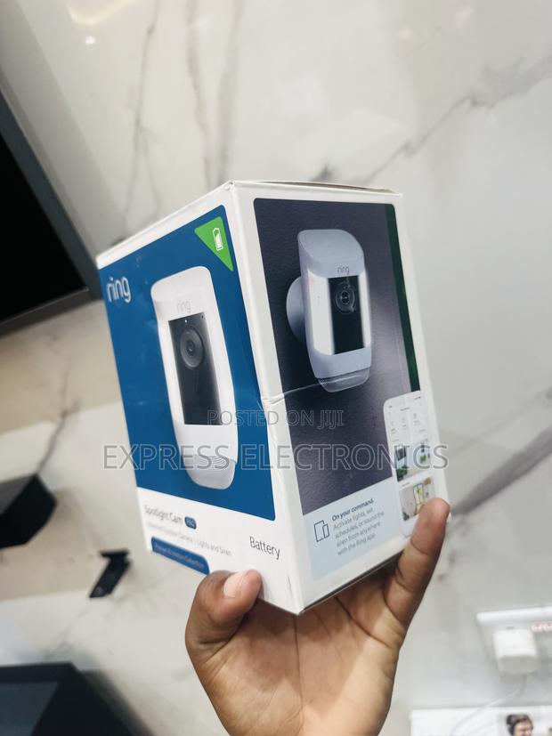 Cam Pro Wired Ring Outdoor Camera · Photo 1