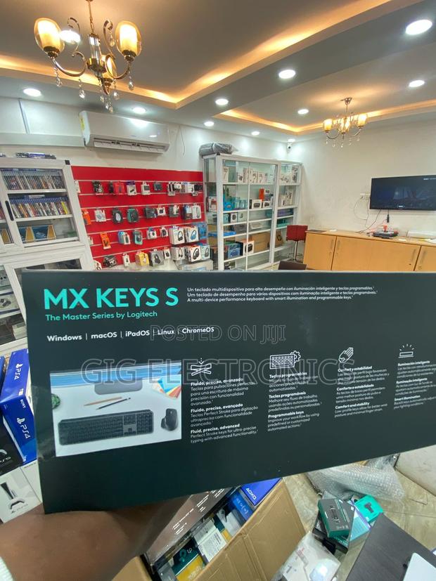 Logitech Mx Keys Wireless Keyboard · Photo 2