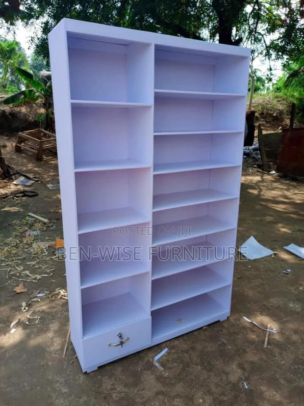 Quality Shoe and Bag Rack · Photo 1