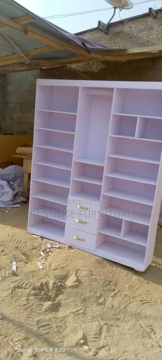 Quality Shoe and Bag Rack · Photo 1