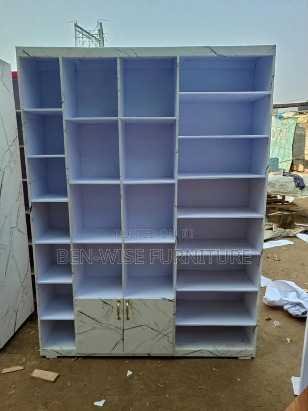 Quality Shoe and Bag Rack · Photo 1