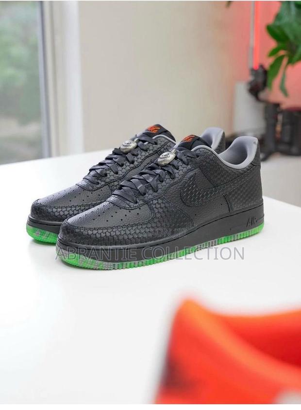 Nike Air Force 1 Premium Halloween · Photo 2