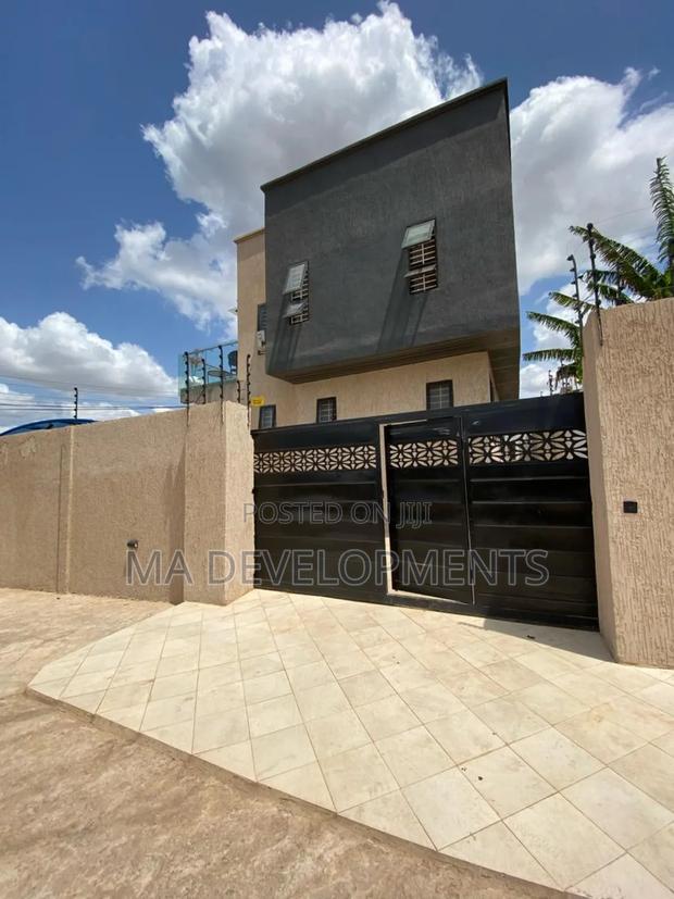 4bdrm House in Madev Realty, Ofankor for sale · Photo 1