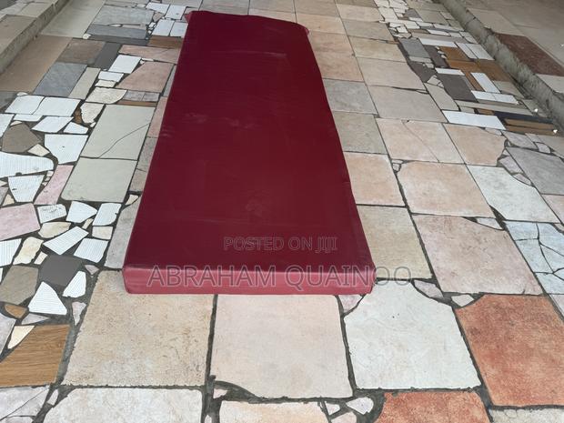 Standard Student Mattress for Sale · Photo 1