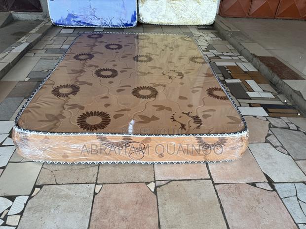 Standard Double Mattress for Sale · Photo 1
