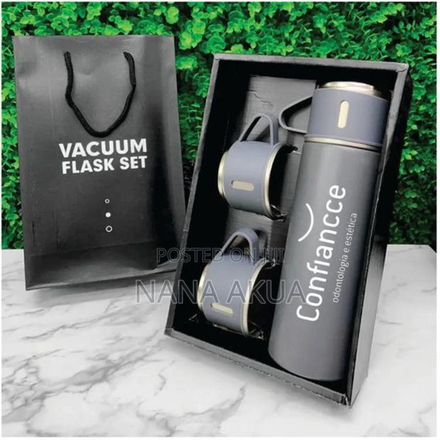 Customised Vacuum Flask With Cup · Photo 2
