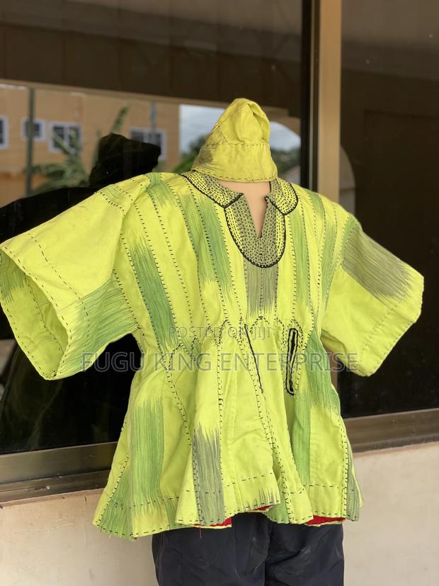 Quality Hand Made Smock · Photo 2